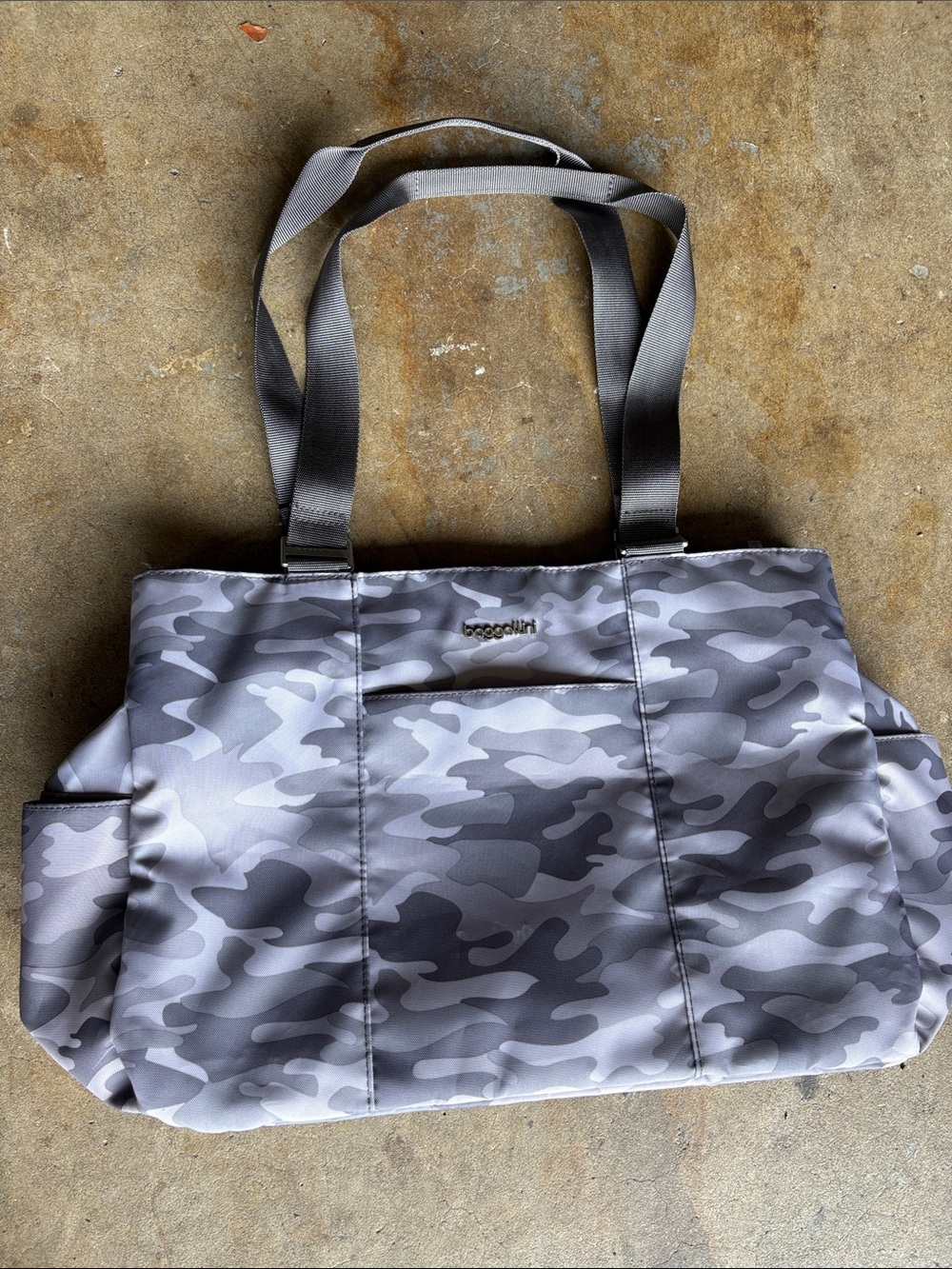 Baggallini Gray Camo Tote Bag